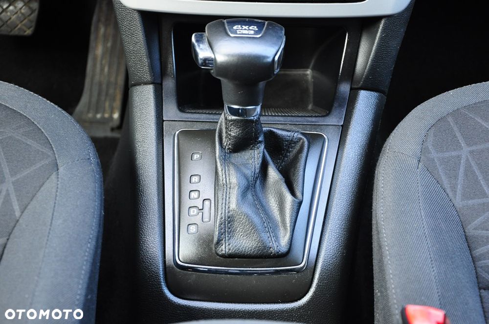 Skoda Yeti 2.0 TDI DSG 4x4 FAMILY - 32