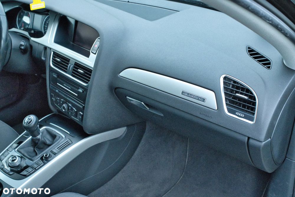 Audi A4 Avant 2.0 TDI DPF quattro Attraction - 10