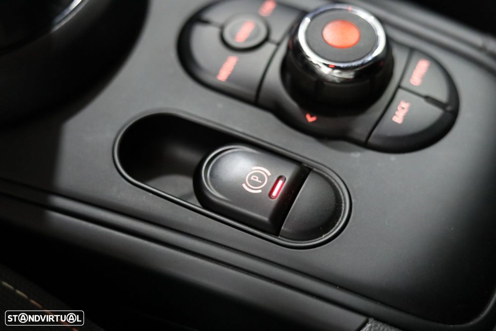 MINI Countryman One D - 21