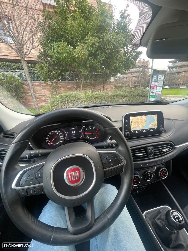 Fiat Tipo Station Wagon 1.3 M-Jet Lounge Tech J17 - 13