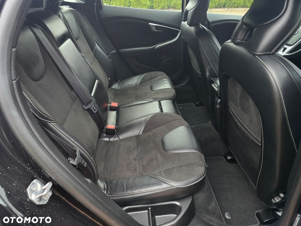 Volvo V40 T4 Drive-E R-Design Momentum - 24