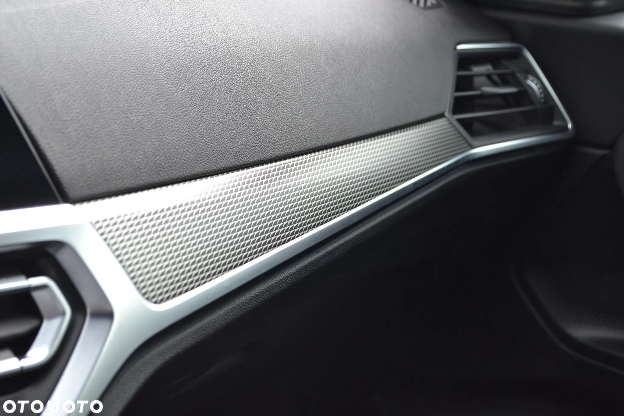 BMW Seria 2 M240i xDrive - 26
