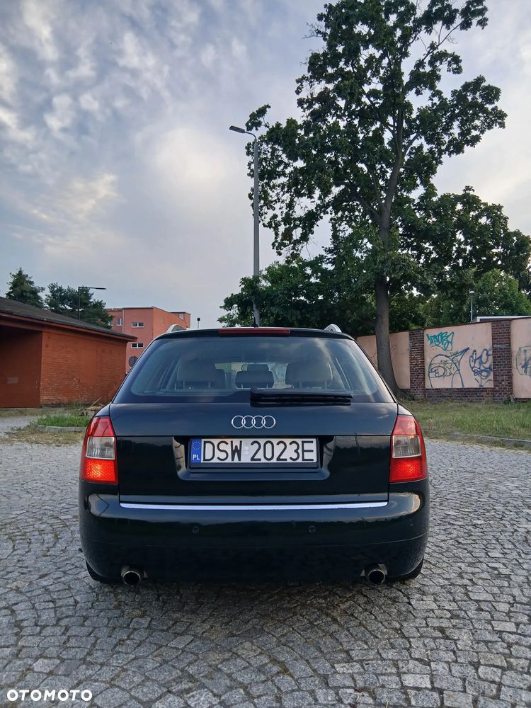 Audi A4 Avant 1.8 T multitronic - 22