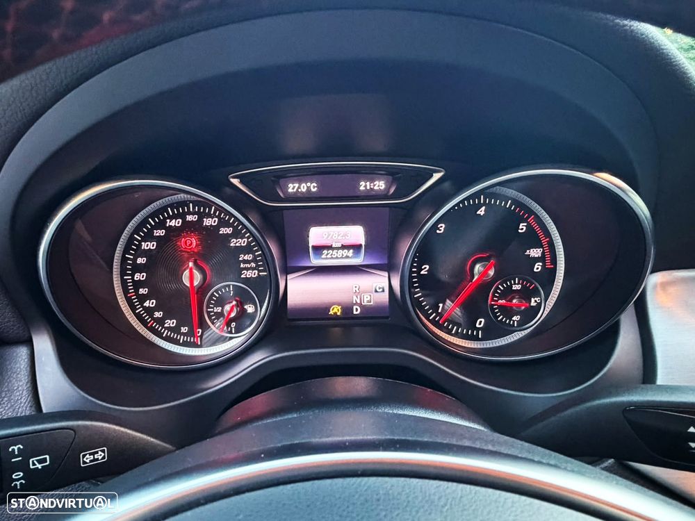 Mercedes-Benz CLA 180 d 7G-DCT AMG Line - 12