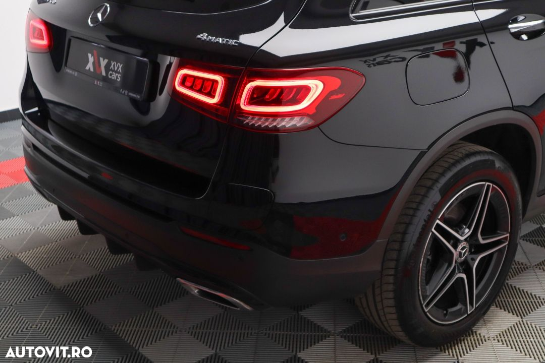 Mercedes-Benz GLC 300 de 4Matic 9G-TRONIC AMG Line Plus - 21