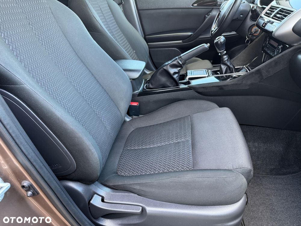 Mitsubishi Eclipse Cross 1.5 T-MIVEC (ClearTec) 2WD Top - 33