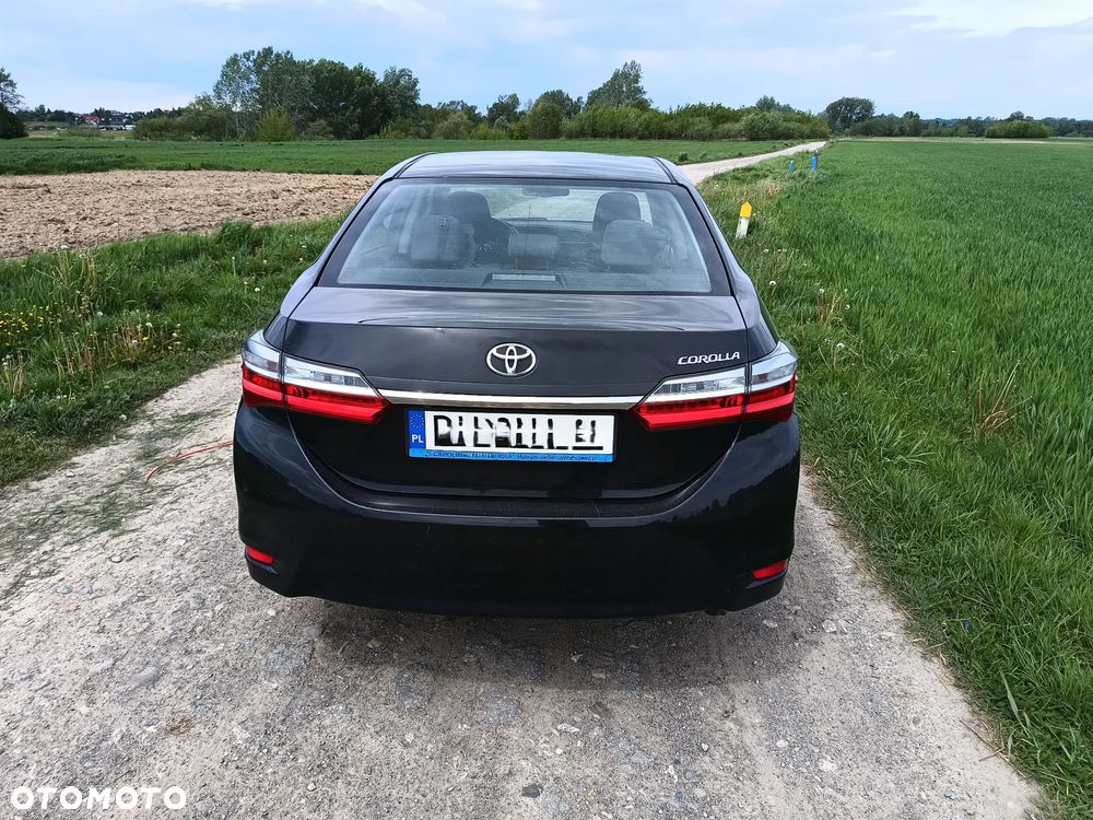 Toyota Corolla 1.6 Premium - 3