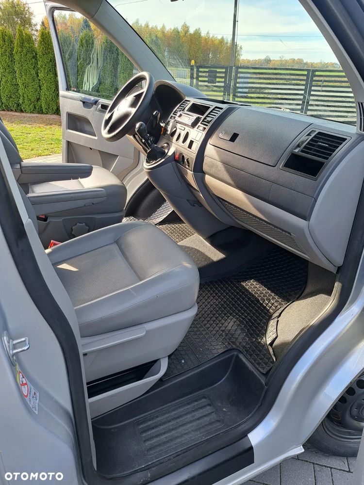 Volkswagen Transporter - 17