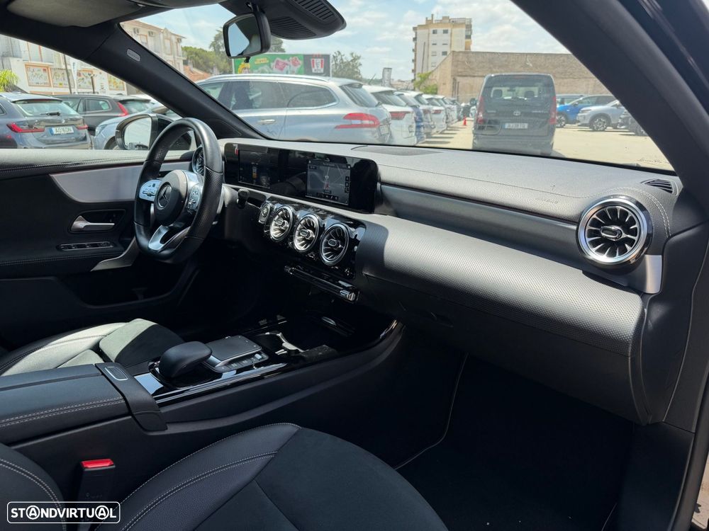 Mercedes-Benz A 250 Limousine e 8G-DCT AMG Line - 9