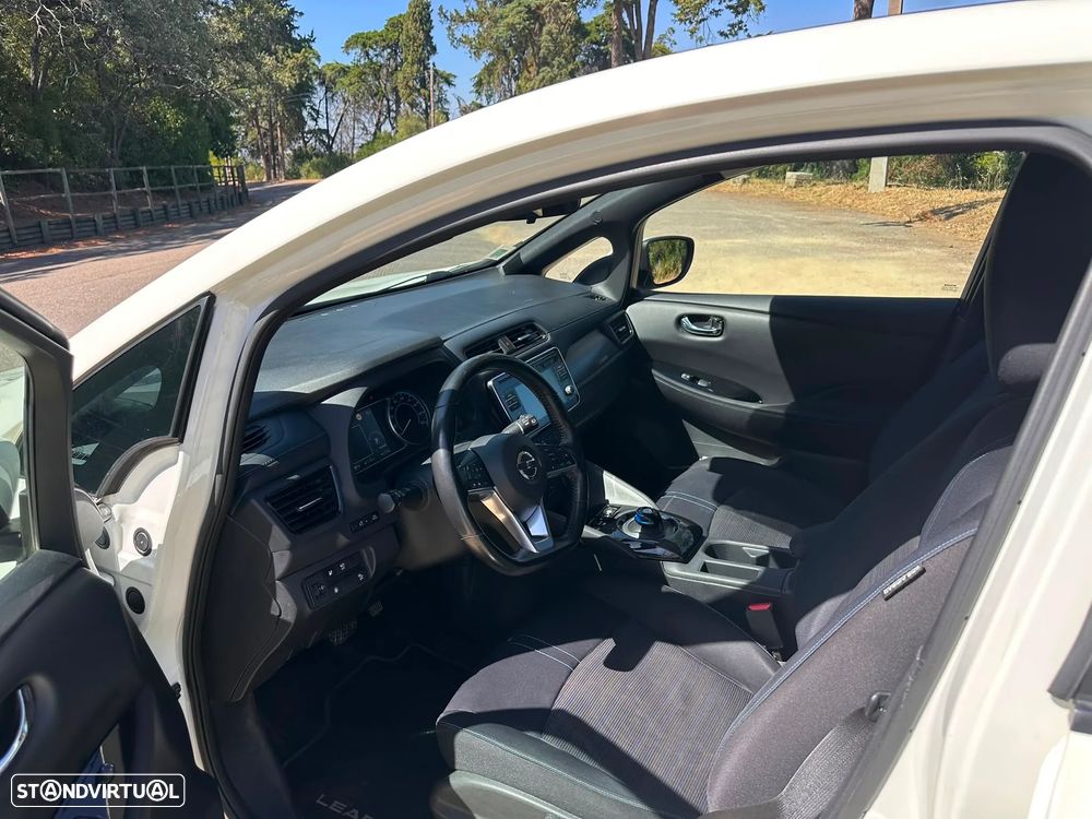 Nissan Leaf 40 kWh Acenta - 25