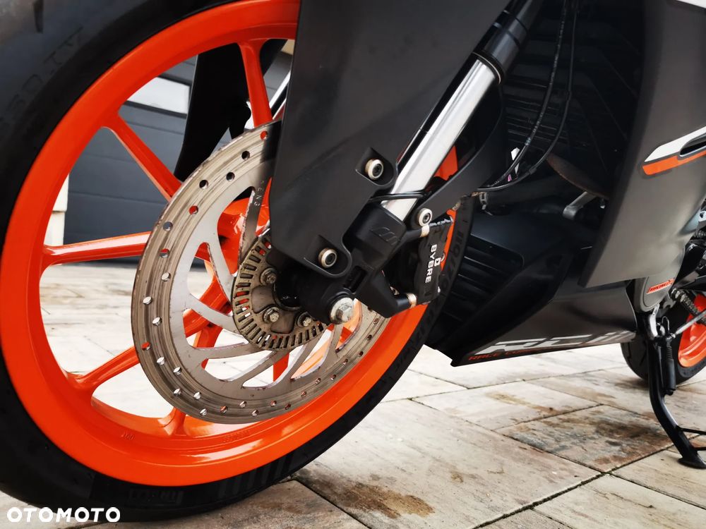 KTM RC 125 - 13