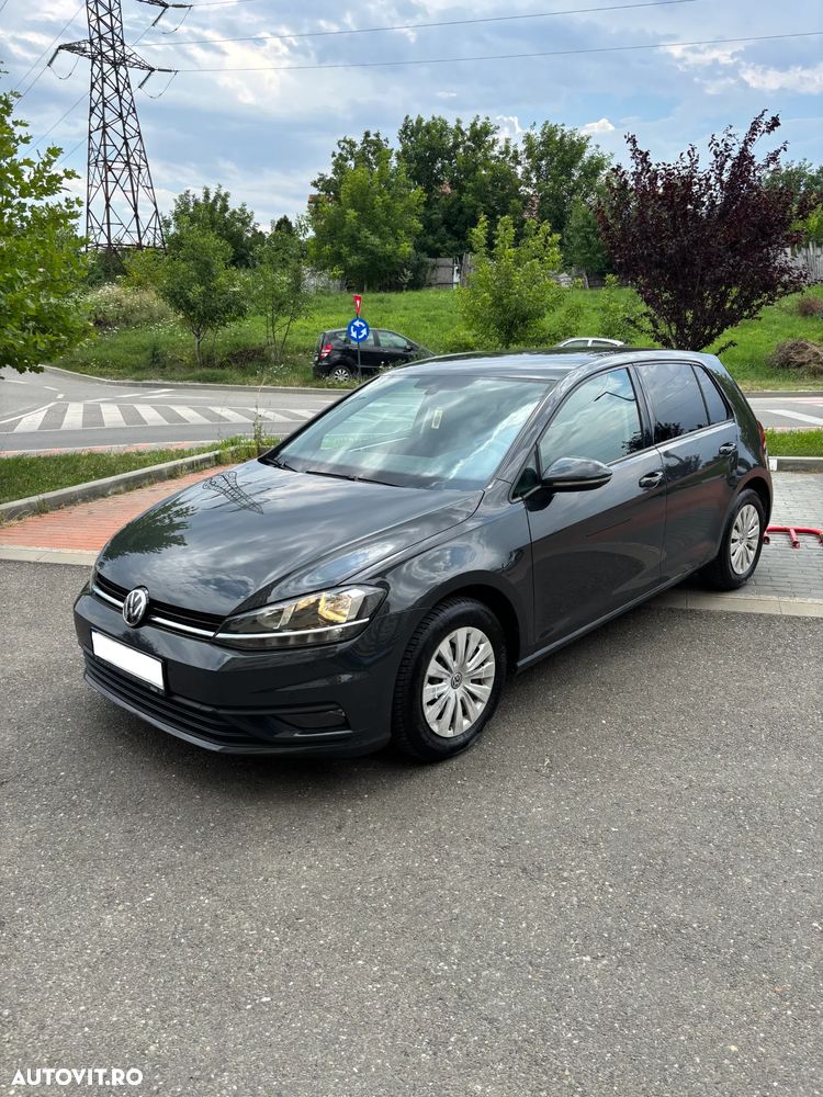 Volkswagen Golf 1.0 TSI Trendline - 1