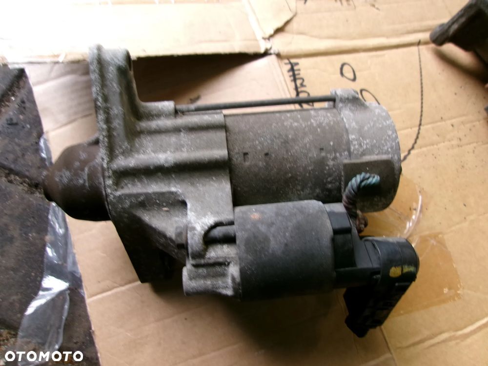 ROZRUSZNIK TOYOTA AURIS I , COROLLA E15 1.33 BENZ - 1