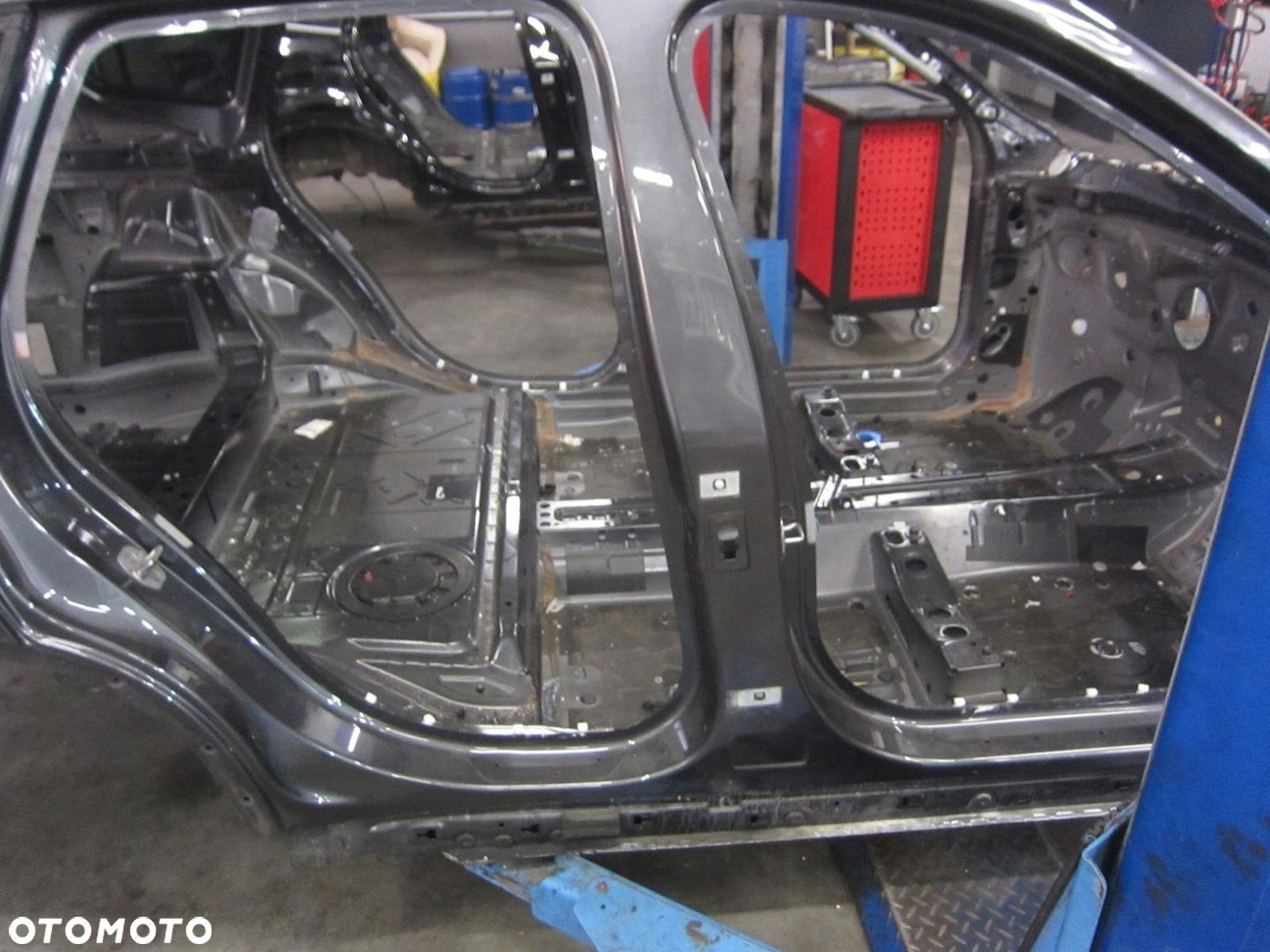 BMW X1 F48 BŁOTNIK TYLNY PRAWY TYŁ B39 ĆWIARTKA PRAWA POSZYCIE 41007436156 - 3