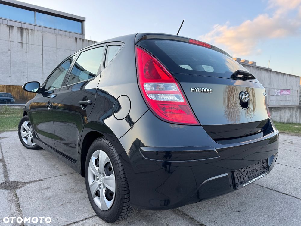 Hyundai i30 1.4 Comfort - 9