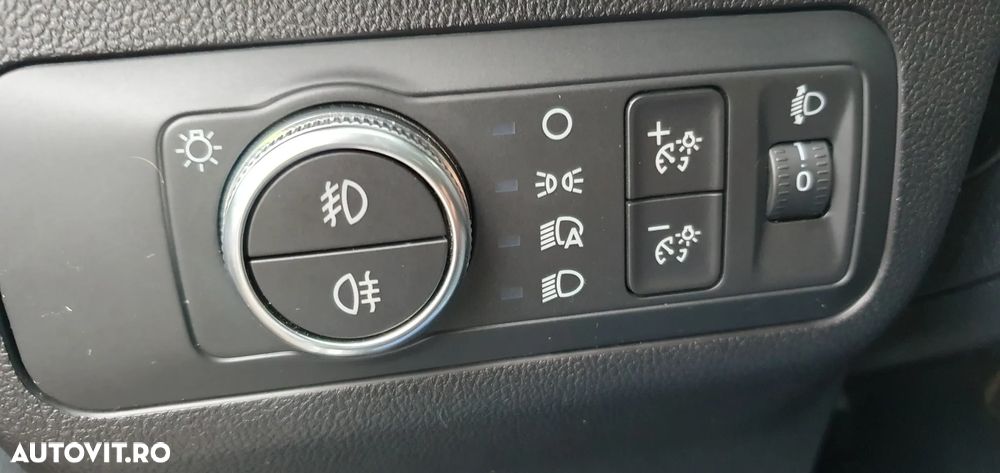 Ford Kuga 1.5 EcoBoost 2x4 Titanium - 28