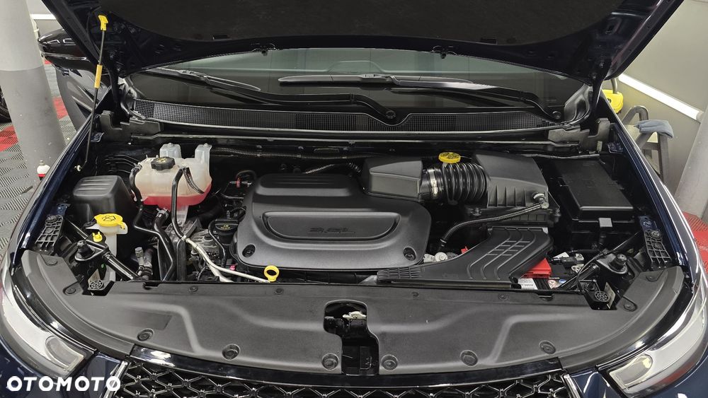 Chrysler Pacifica - 13