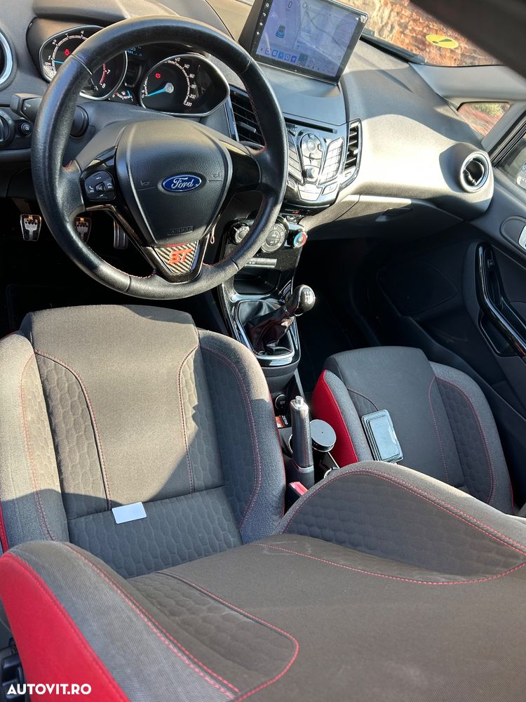 Ford Fiesta - 5