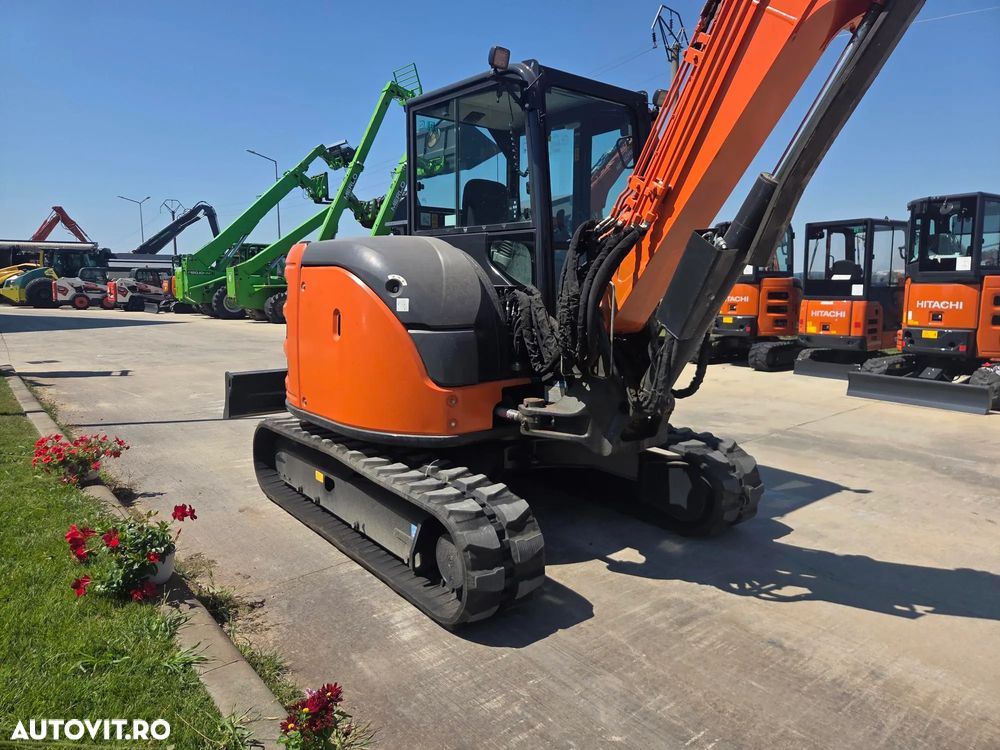 Hitachi ZX65-6, 2021, 2.005h, CUPLA RAPIDA+3 CUPE+PICON, senile cauciuc NOI, latime 2m, ad sapare 4,5m, Masa operatinala 6,5tone, inst picon, inst rotire, LAMA nivelare, aer cond, ridica 4tone,posibil leasing 4 ani, STARE FOARTE BUNA, PROMOTIE 51.900 EUR+Tva - 18