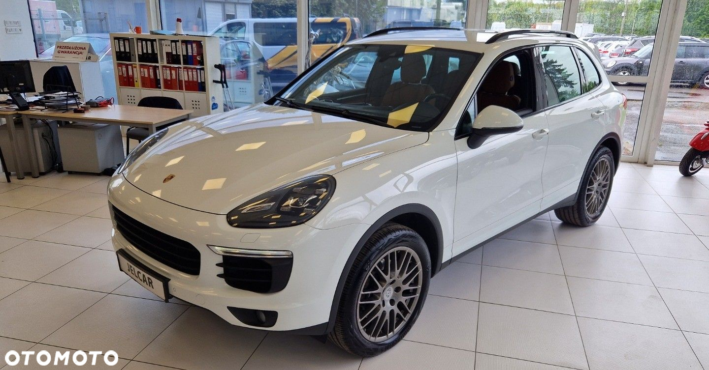 Porsche Cayenne - 3