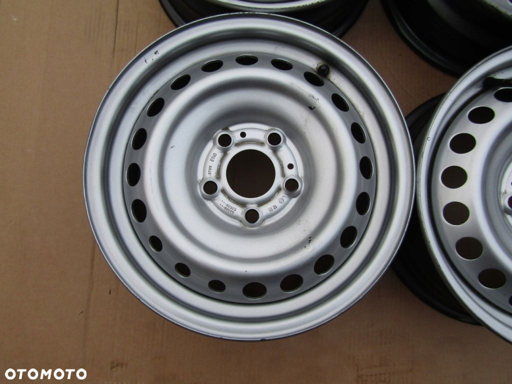 4x Felgi 15 Renault Megane III IV ZOE Express Dacia 6j 5x114,3 ET40 - 8