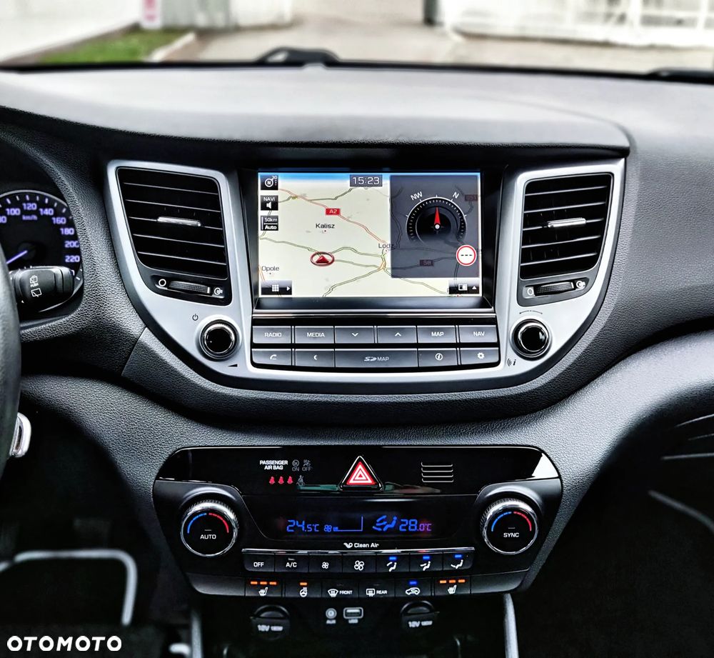 Hyundai Tucson blue 1.6 GDi 2WD Navi - 28