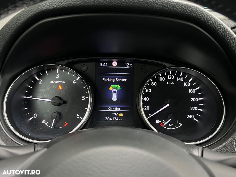 Nissan Qashqai 1.6 DCI Start/Stop Tekna - 23