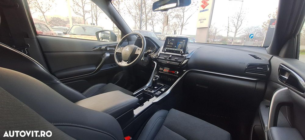 Mitsubishi Eclipse-Cross PHEV Intense+ Black - 10