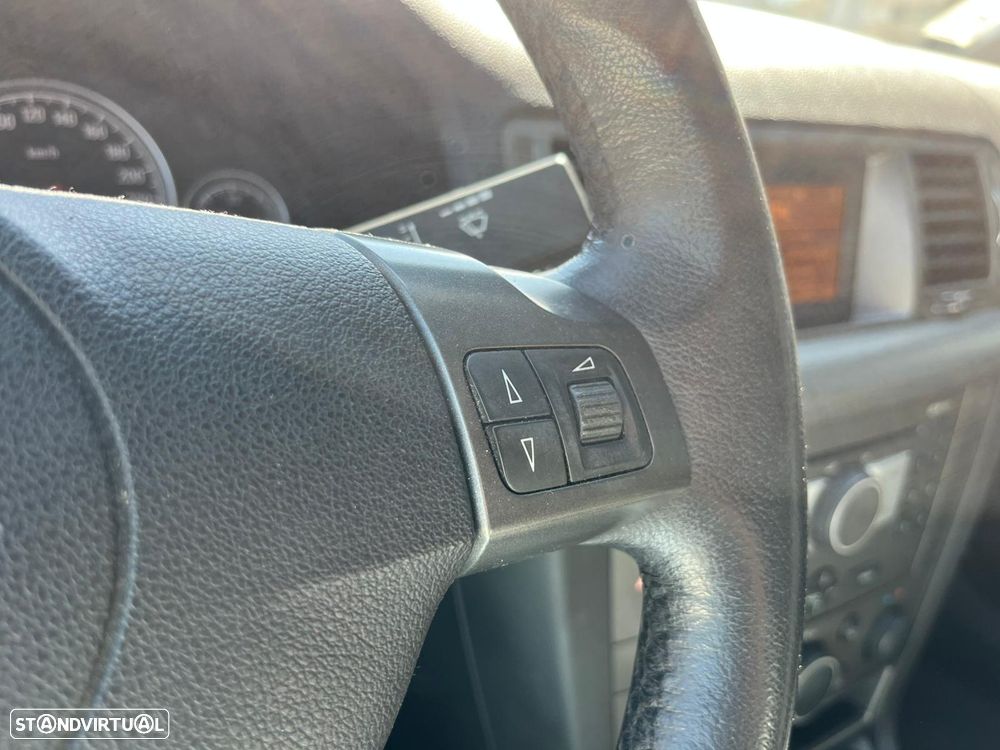 Opel Vectra 1.9 CDTI Executive - 25