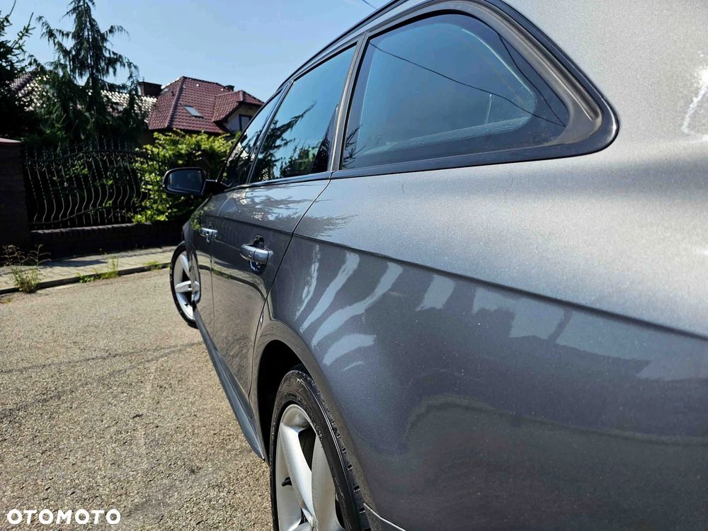 Audi A4 Avant 2.0 TDI Quattro S tronic - 6