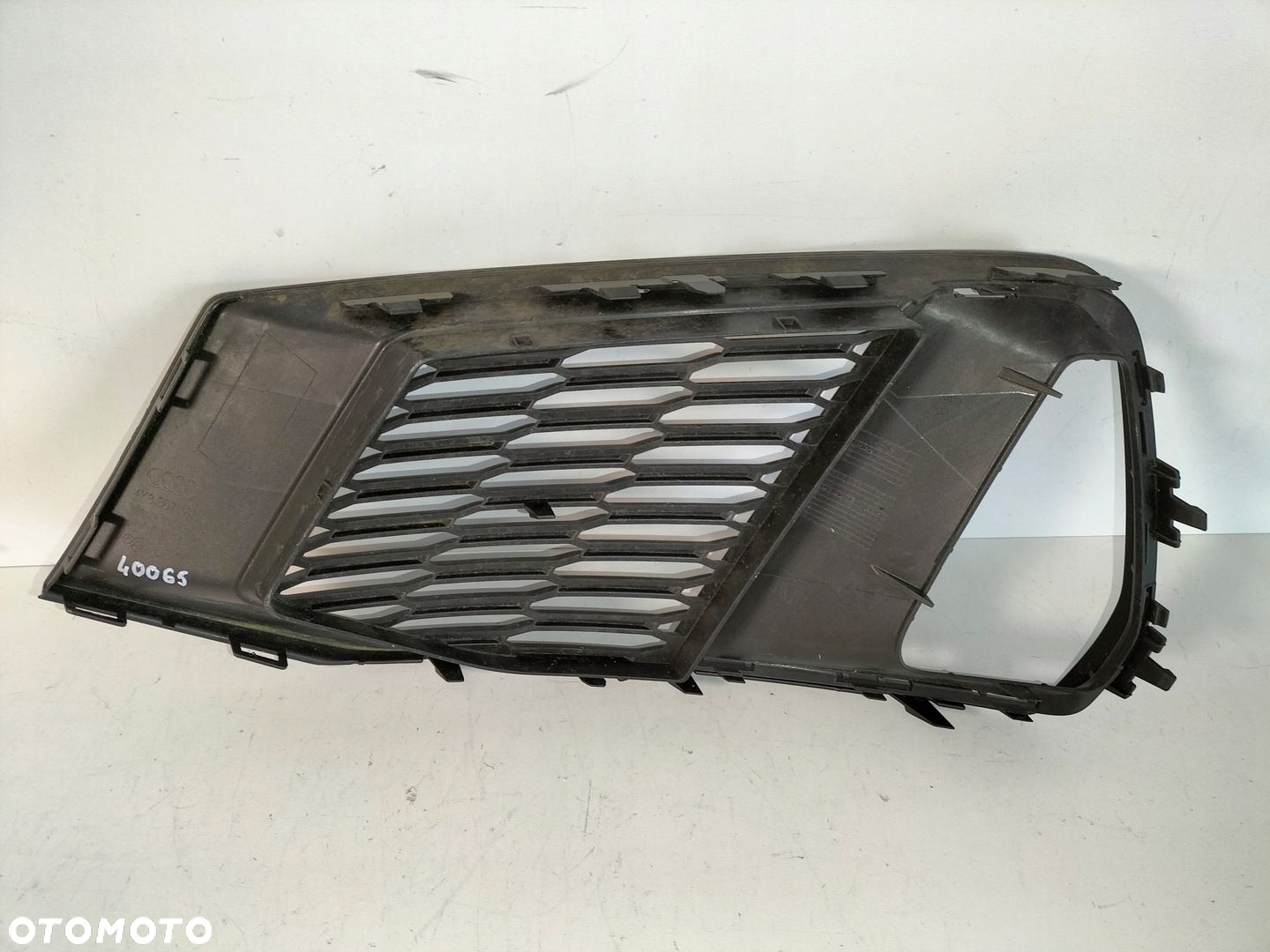 Atrapa kratka zderzaka przód prawa AUDI A7 C8 18- S-LINE - 4