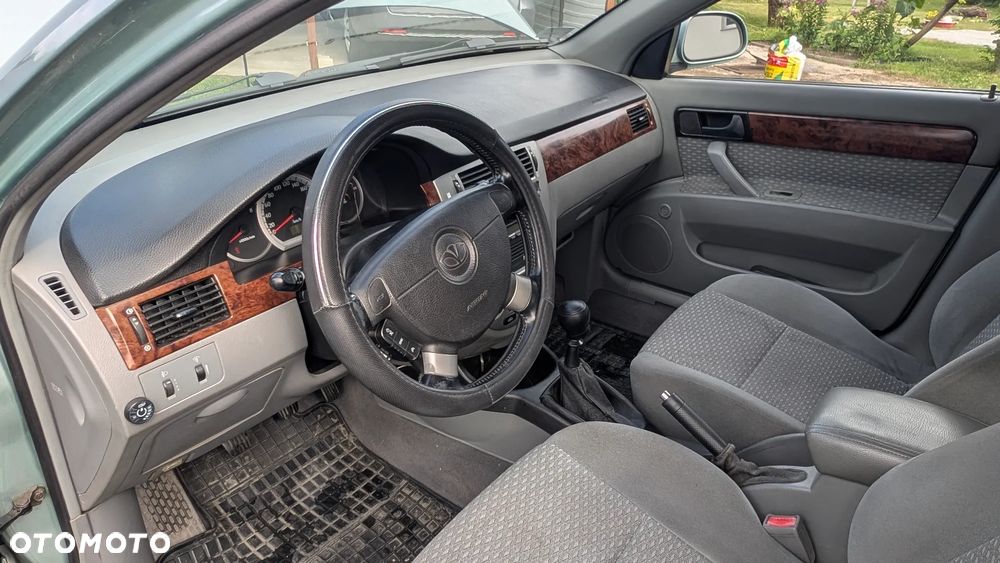 Daewoo Nubira 1.8 CDX - 13
