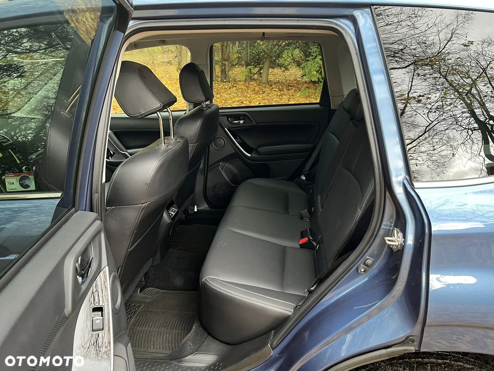 Subaru Forester 2.0 XT Sport Lineartronic - 10