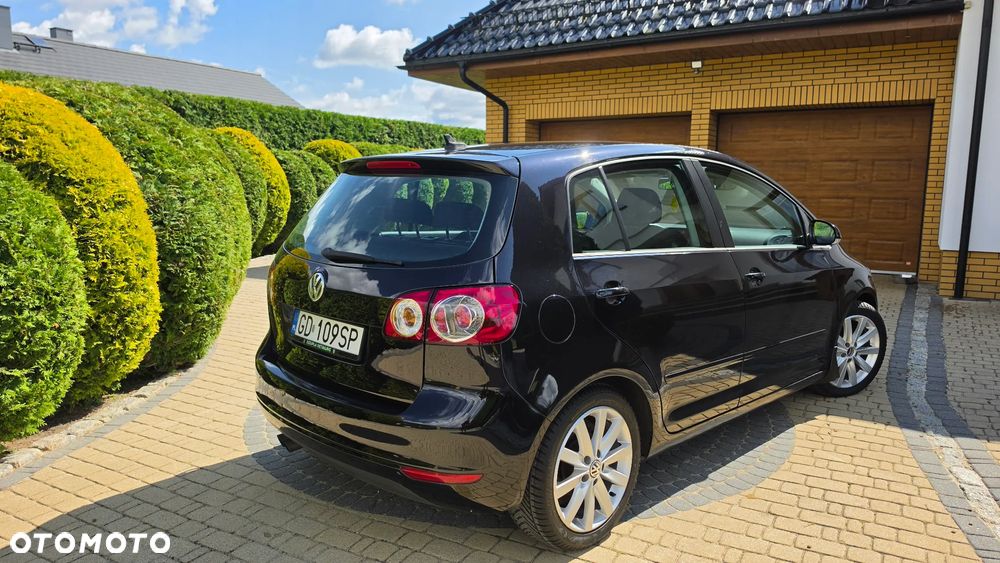 Volkswagen Golf Plus 2.0 TDI Highline DSG - 18