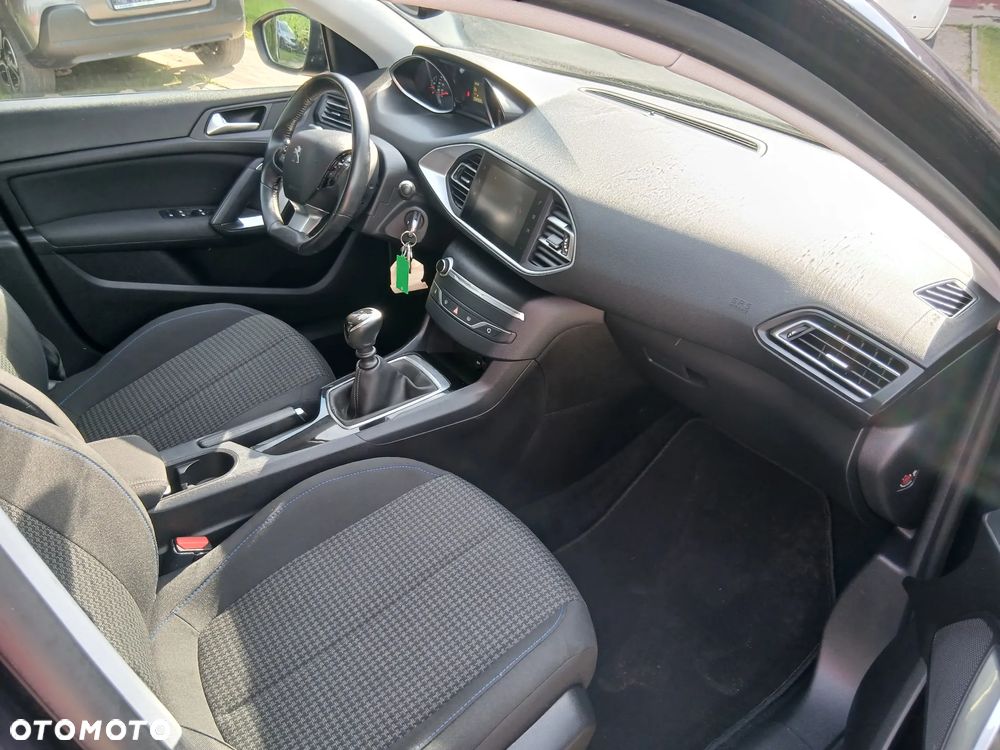 Peugeot 308 - 9