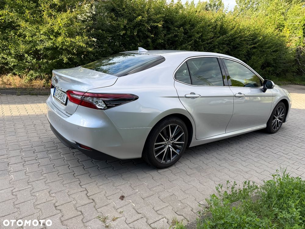 Toyota Camry 2.5 Hybrid Executive CVT - 16
