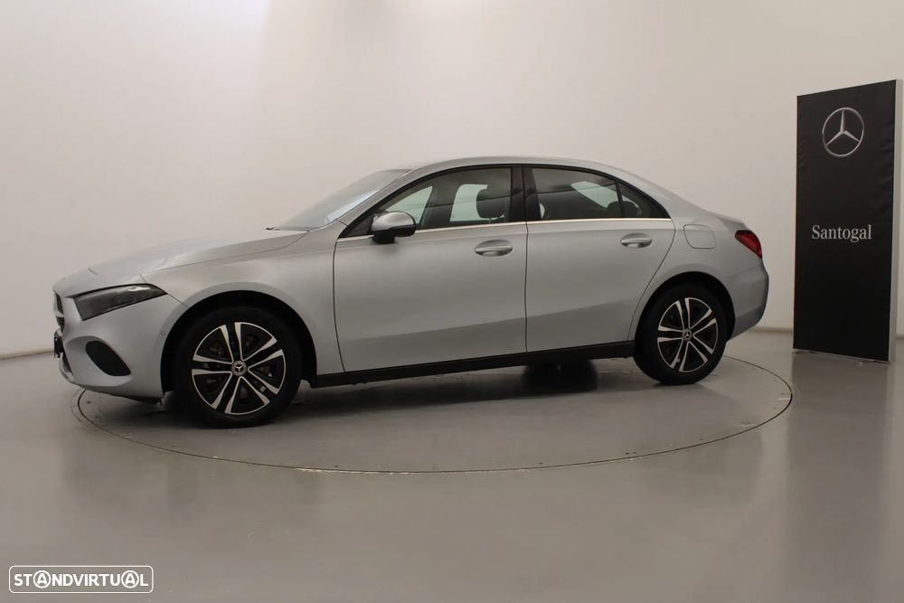 Mercedes-Benz A 250 Limousine e - 13
