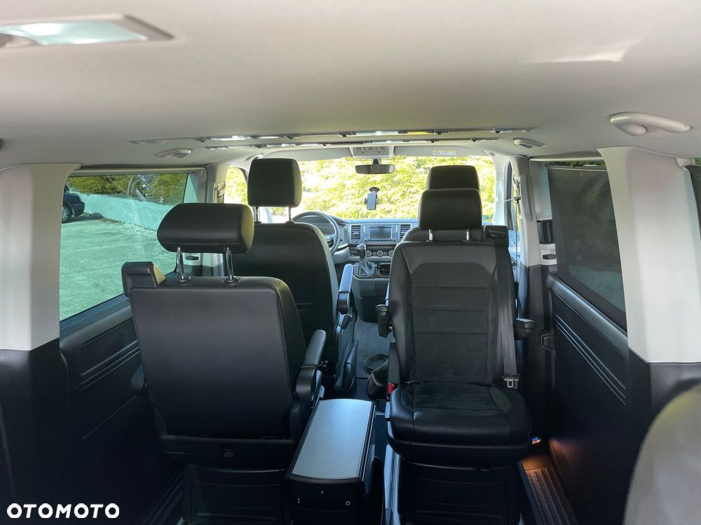 Volkswagen Multivan - 32