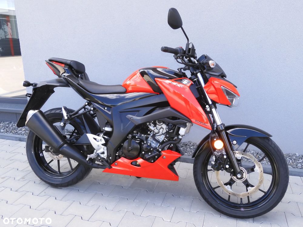 Suzuki GSX - 2