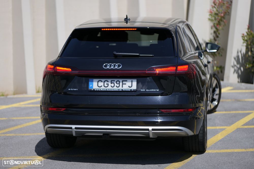 Audi e-tron 55 quattro S line - 8