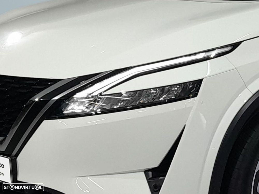 Nissan Qashqai 1.3 DIG-T N-Connecta LED+SKY - 3