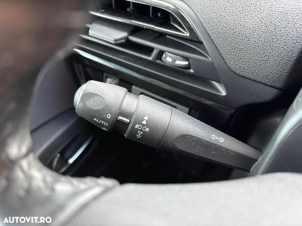 Citroën C4 Grand Space Tourer - 23