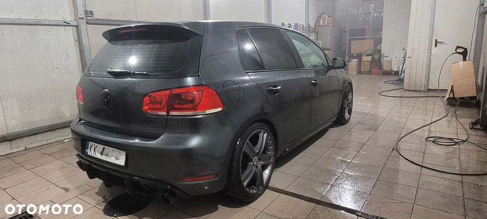 Volkswagen Golf 2.0 TSI GTI DSG - 3