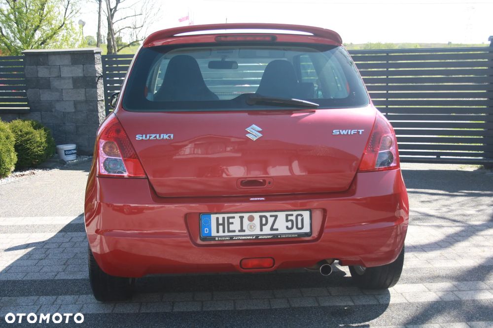 Suzuki Swift 1.3 Sunlight Edition - 5