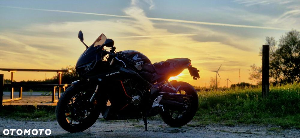 Honda CBR - 1