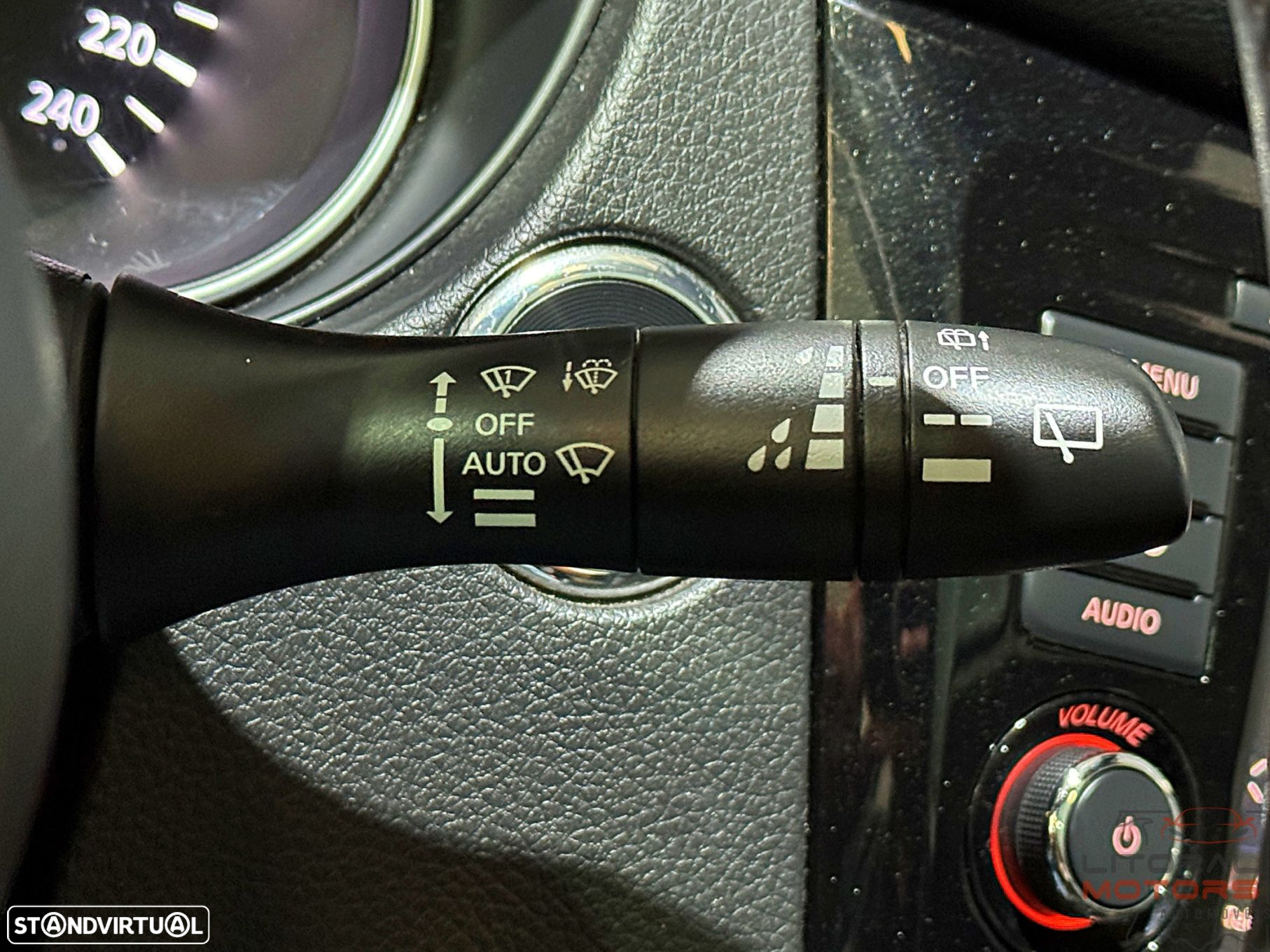 Nissan Qashqai 1.5 dCi N-Connecta - 24