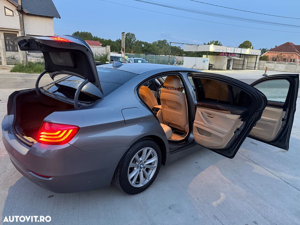 BMW Seria 5 518d Aut. - 35