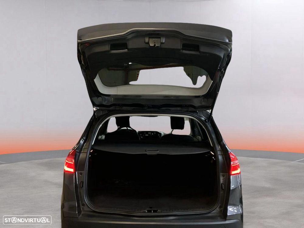 Ford Focus 1.0 EcoBoost Titanium - 19