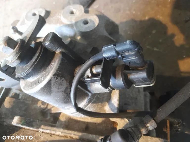 skrzynia biegów M32 Opel Insignia A20DTH f40 - 3