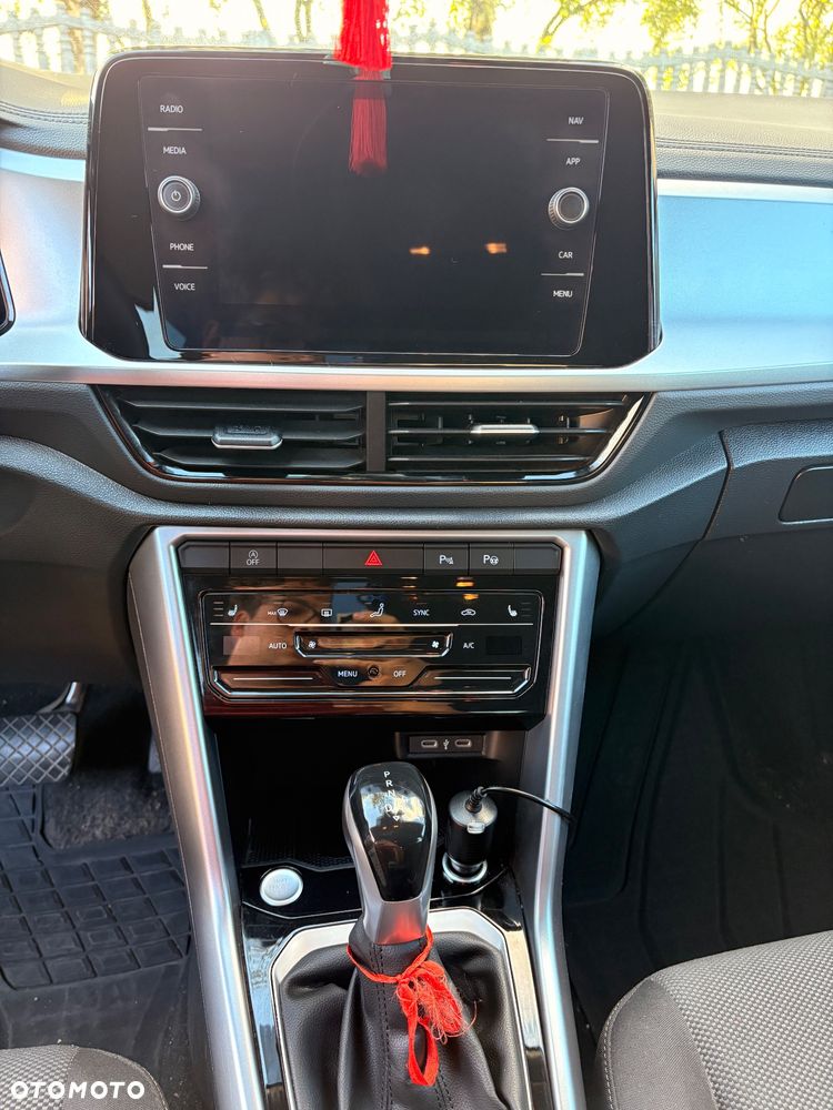 Volkswagen T-Roc 1.5 TSI Life DSG - 2